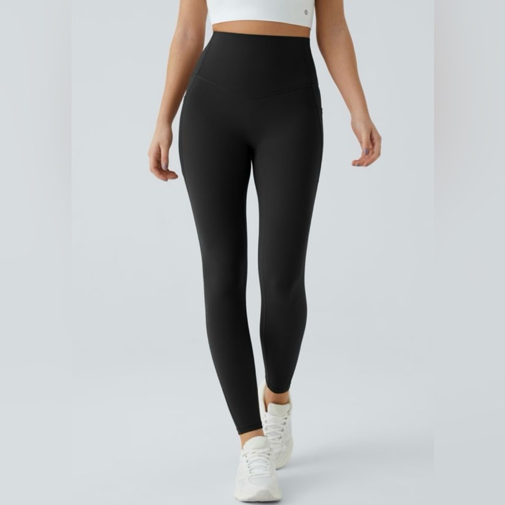 Halara UltraSculpt™ SoCinched High Waisted Tummy Control Side Pocket